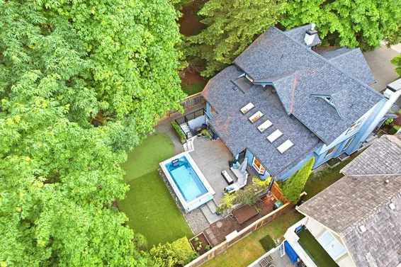 4383 Cove Cliff Road, North Vancouver For Sale - image 35