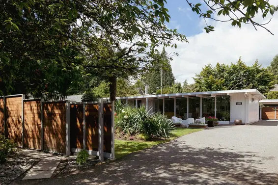 1032 Ridgewood Drive, North Vancouver