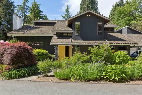 396 Mathers Avenue, West Vancouver