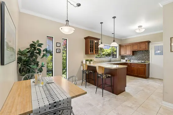 396 Mathers Avenue, West Vancouver For Sale - image 12