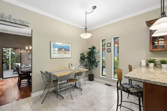 396 Mathers Avenue, West Vancouver For Sale - image 13