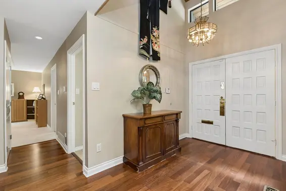 396 Mathers Avenue, West Vancouver For Sale - image 2