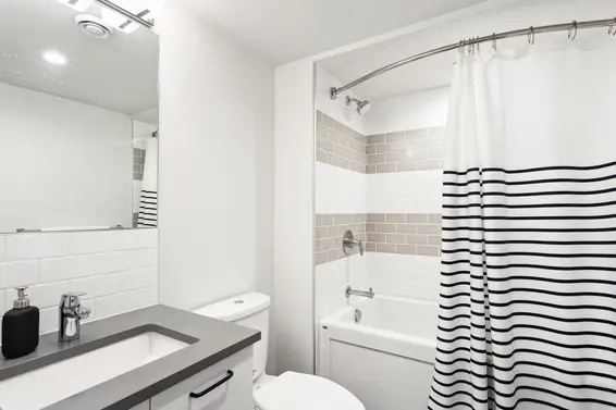 208 1519 Crown Street, North Vancouver For Sale - image 19
