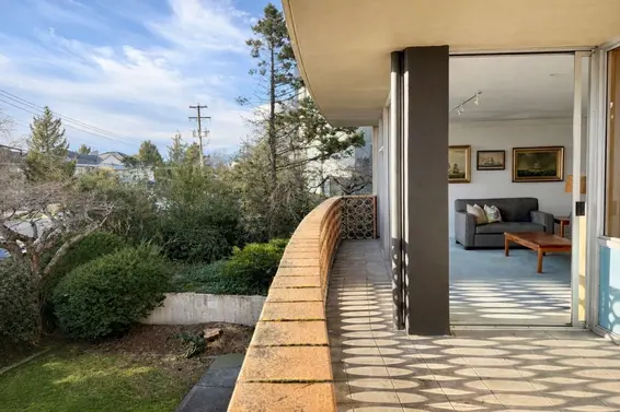 105 2135 Argyle Avenue, West Vancouver For Sale - image 7