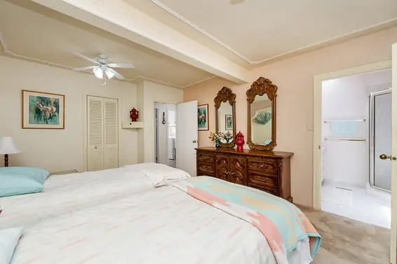 1110 Handsworth Road, North Vancouver For Sale - image 13