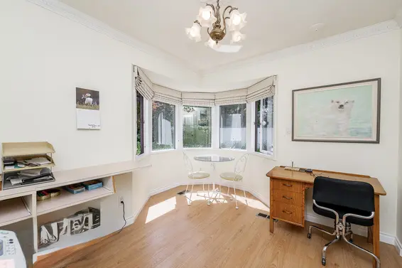 1110 Handsworth Road, North Vancouver For Sale - image 17