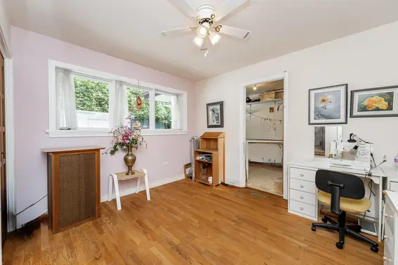 1110 Handsworth Road, North Vancouver For Sale - image 18