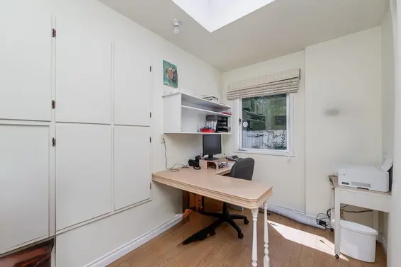 1110 Handsworth Road, North Vancouver For Sale - image 19