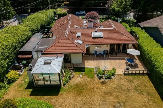 1110 Handsworth Road, North Vancouver For Sale - image 2