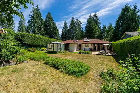 1110 Handsworth Road, North Vancouver For Sale - image 30