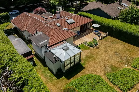 1110 Handsworth Road, North Vancouver For Sale - image 38
