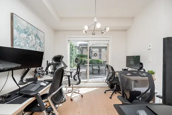 4 115 West Queens Road, North Vancouver For Sale - image 10