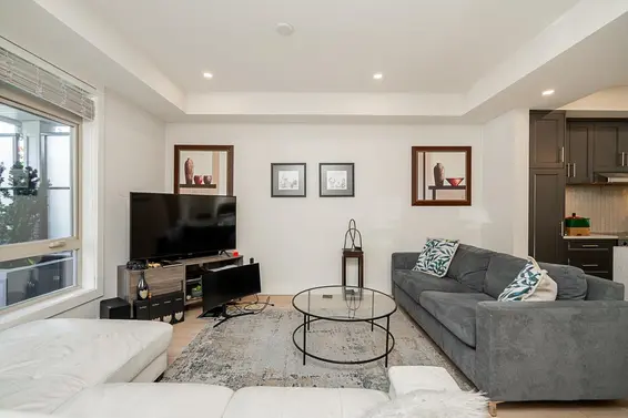 4 115 West Queens Road, North Vancouver For Sale - image 5