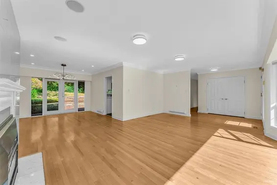 885 Highland Drive, West Vancouver For Sale - image 13