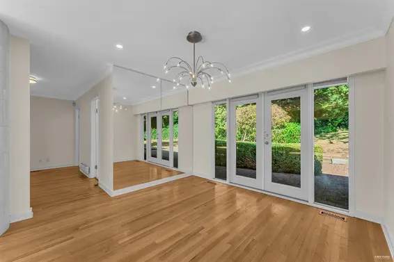 885 Highland Drive, West Vancouver For Sale - image 17