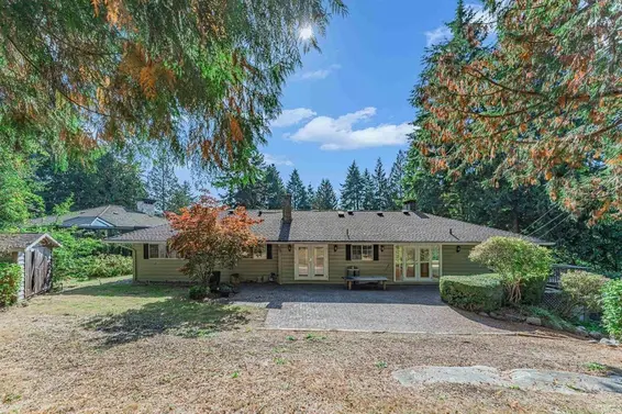 885 Highland Drive, West Vancouver For Sale - image 8