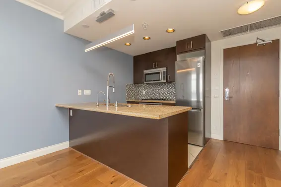 1003 172 Victory Ship Way, North Vancouver For Sale - image 12