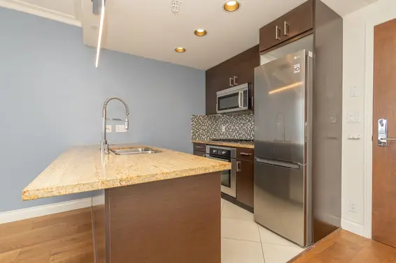 1003 172 Victory Ship Way, North Vancouver For Sale - image 15