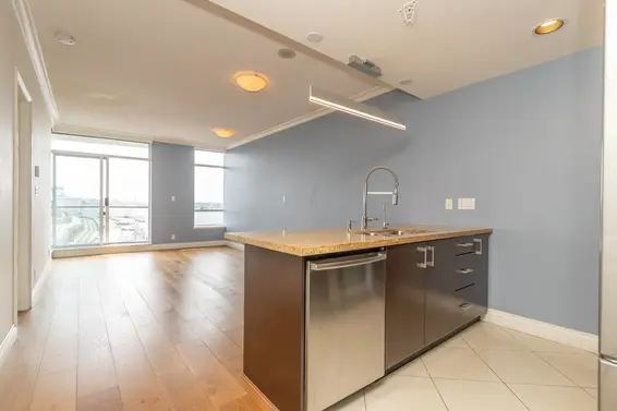 1003 172 Victory Ship Way, North Vancouver For Sale - image 17