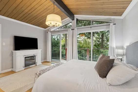 1433 Mcnair Drive, North Vancouver For Sale - image 30