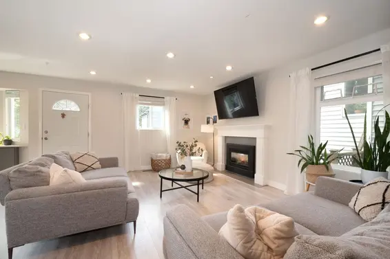 1503 Norton Court, North Vancouver For Sale - image 2