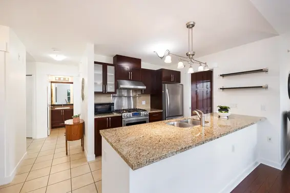 305 1468 St. Andrews Avenue, North Vancouver For Sale - image 16