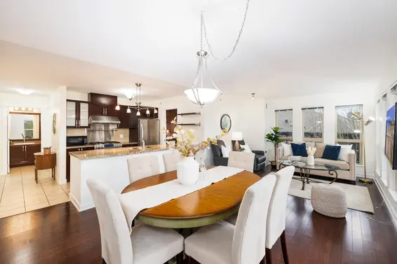 305 1468 St. Andrews Avenue, North Vancouver For Sale - image 2