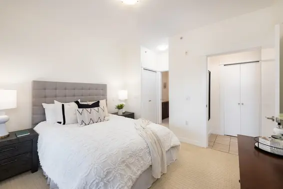 305 1468 St. Andrews Avenue, North Vancouver For Sale - image 8