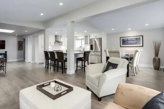 510 Sundance Court, West Vancouver