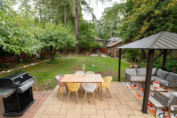 2268 Edgemont Boulevard, North Vancouver For Sale - image 19