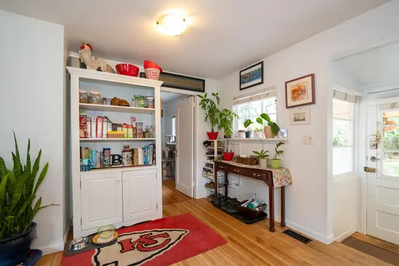 2268 Edgemont Boulevard, North Vancouver For Sale - image 8