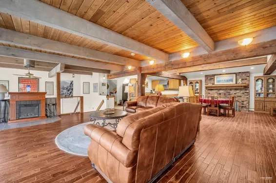 2136 Lockehaven Road, North Vancouver For Sale - image 14