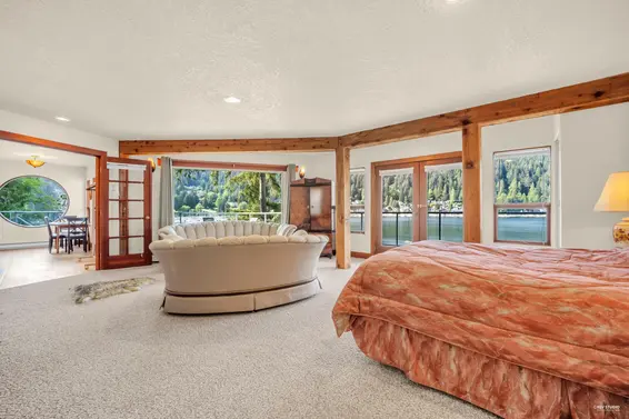 2136 Lockehaven Road, North Vancouver For Sale - image 26