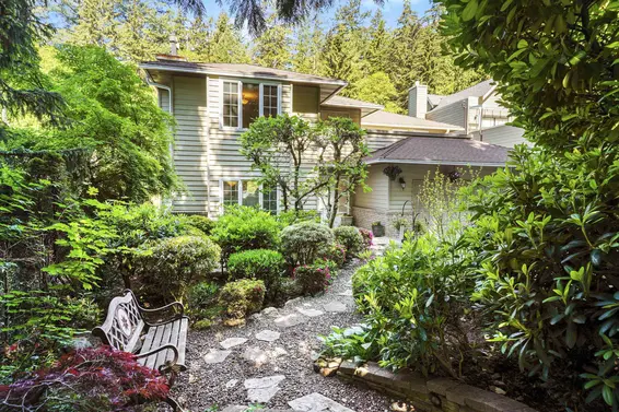 5885 Nancy Greene Way, North Vancouver