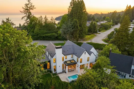 4050 Ripple Place, West Vancouver For Sale - image 2