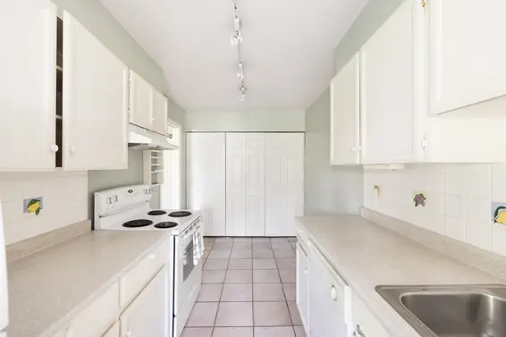 302 1480 Duchess Avenue, West Vancouver For Sale - image 19