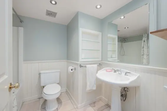 302 1480 Duchess Avenue, West Vancouver For Sale - image 24