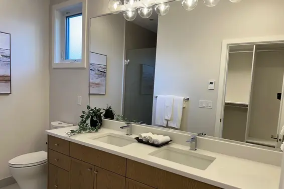 346 East 17th Street, North Vancouver For Sale - image 20