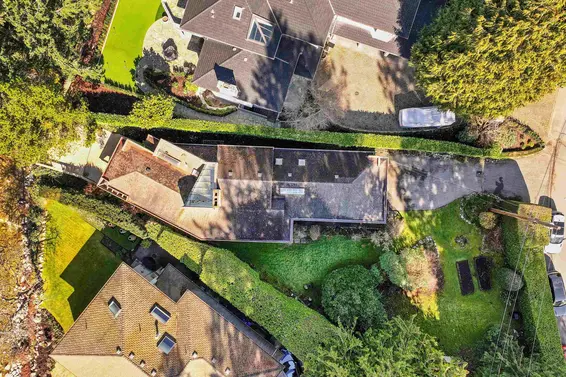 4341 Erwin Drive, West Vancouver For Sale - image 11