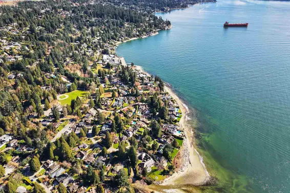 4341 Erwin Drive, West Vancouver For Sale - image 13