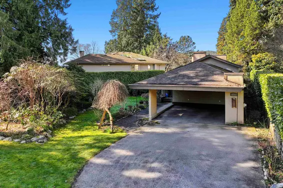 4341 Erwin Drive, West Vancouver For Sale - image 3