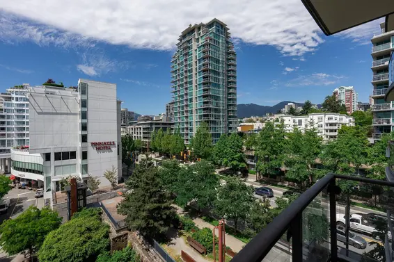 707 162 Victory Ship Way, North Vancouver For Sale - image 19
