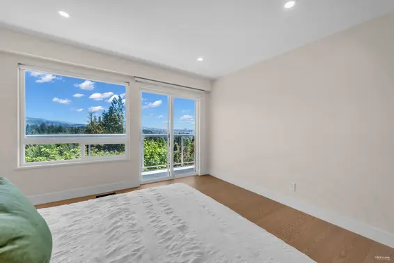 818 Younette Drive, West Vancouver For Sale - image 15