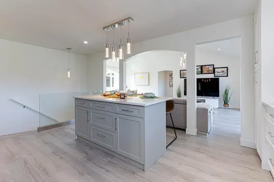 4254 Caddy Road, North Vancouver For Sale - image 13