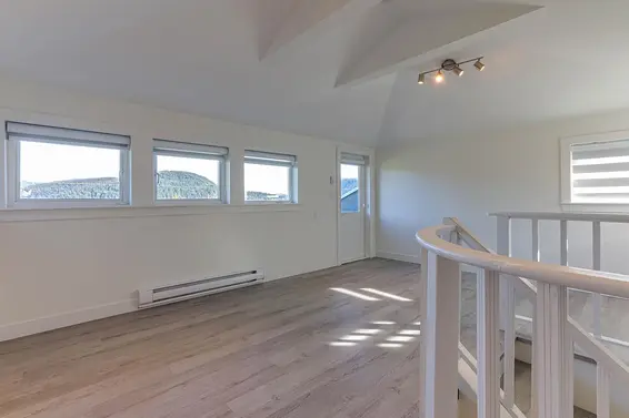 4254 Caddy Road, North Vancouver For Sale - image 28