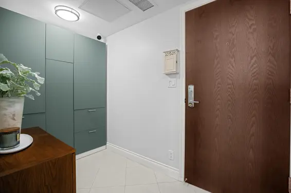 1008 199 Victory Ship Way, North Vancouver For Sale - image 3