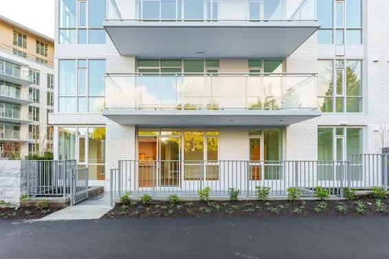 102 2375 Emery Court, North Vancouver
