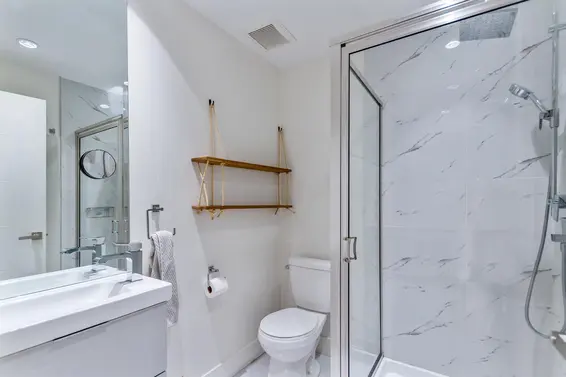 384 East 4th Street, North Vancouver For Sale - image 11