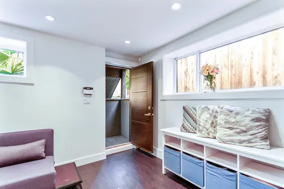 384 East 4th Street, North Vancouver For Sale - image 17