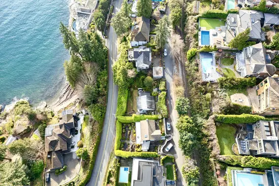 3575 Sunset Lane, West Vancouver For Sale - image 10
